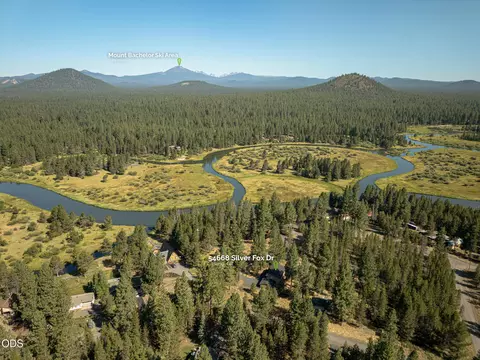 View/Area - 54668 Silver Fox Dr, Bend, OR 97707 photo 4 of 8