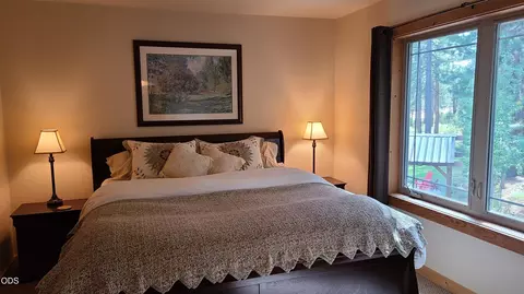 Bedroom - 54937 Forest Ln, Bend, OR 97707 photo 4 of 4