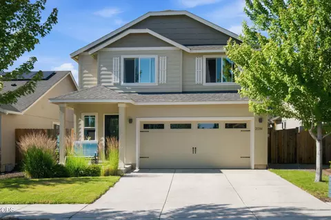 21184 Darnel Ave, Bend, OR 97702 photo 2