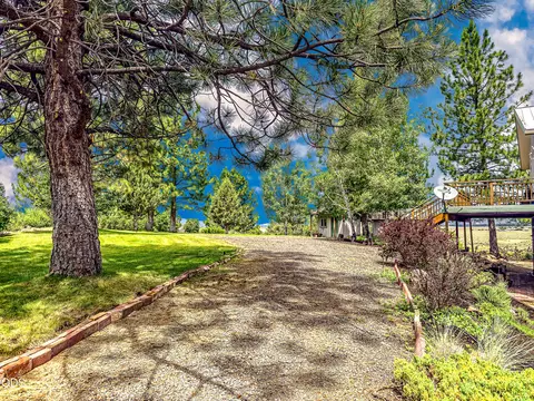Exterior - 22929 Rivercrest Dr, Chiloquin, OR 97624 photo 17 of 32