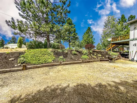 Exterior - 22929 Rivercrest Dr, Chiloquin, OR 97624 photo 9 of 32