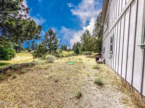 Exterior - 22929 Rivercrest Dr, Chiloquin, OR 97624 photo 16 of 32