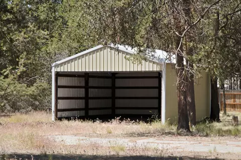 52525 River Pine Rd, La Pine, OR 97739 photo 1