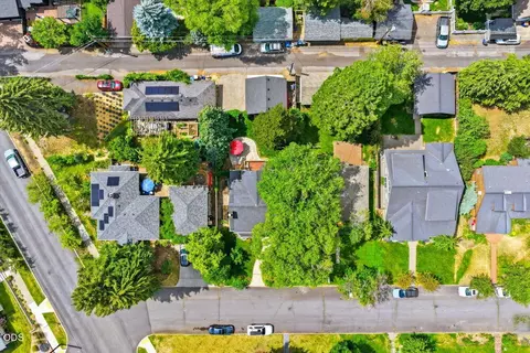 View/Area - 425 NW State St, Bend, OR 97703 photo 1 of 2