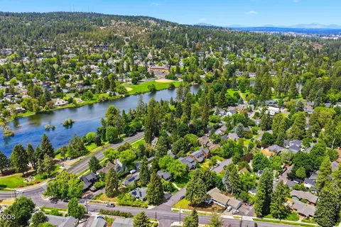 View/Area - 425 NW State St, Bend, OR 97703 photo 2 of 2