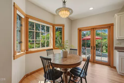 Dining - 425 NW State St, Bend, OR 97703 photo 1 of 2