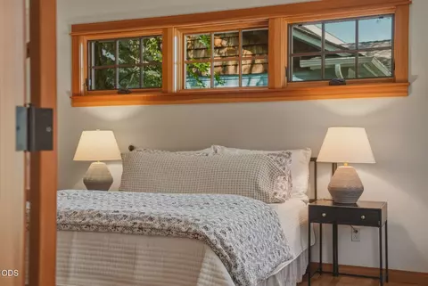 Bedroom - 425 NW State St, Bend, OR 97703 photo 5 of 7