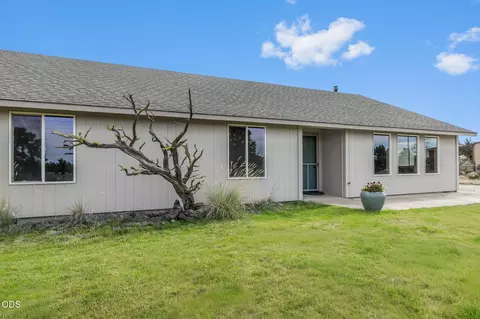 Exterior - 24893 Elk Ln, Bend, OR 97701 photo 10 of 10