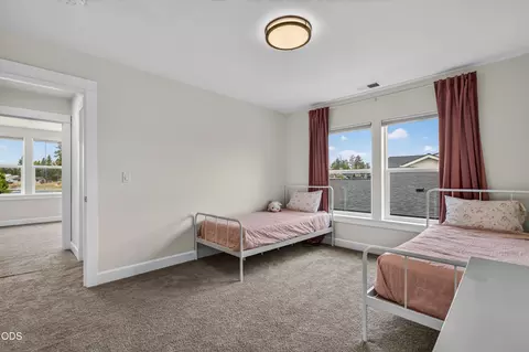 Bedroom - 20488 Aberdeen, Bend, OR 97702 photo 6 of 8