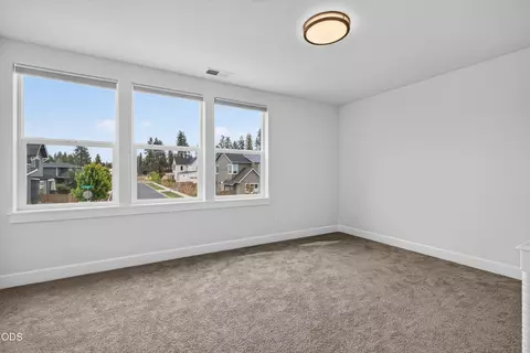 Bedroom - 20488 Aberdeen, Bend, OR 97702 photo 4 of 8
