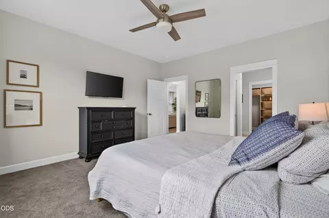 Bedroom - 20488 Aberdeen, Bend, OR 97702 photo 3 of 8