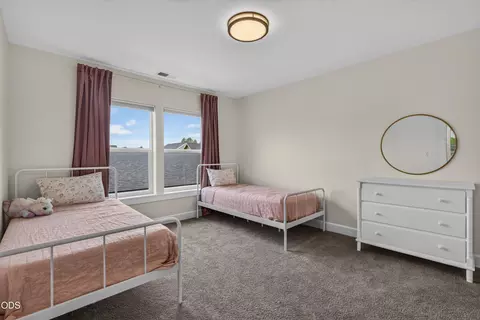 Bedroom - 20488 Aberdeen, Bend, OR 97702 photo 5 of 8