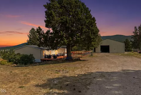 Exterior - 47490 Ferguson Mountain Rd, Beatty, OR 97621 photo 2 of 24
