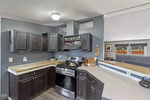 Kitchen - 47490 Ferguson Mountain Rd, Beatty, OR 97621 photo 3 of 7