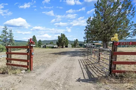 Exterior - 47490 Ferguson Mountain Rd, Beatty, OR 97621 photo 9 of 24
