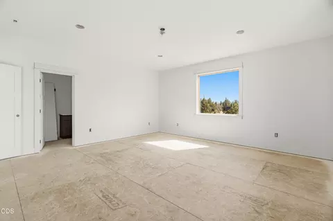 Bedroom - 23020 Brushline Ct, Bend, OR 97701 photo 6 of 7