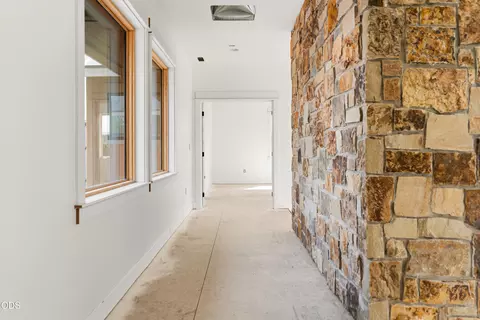Entry Way - 23020 Brushline Ct, Bend, OR 97701 photo 10 of 11