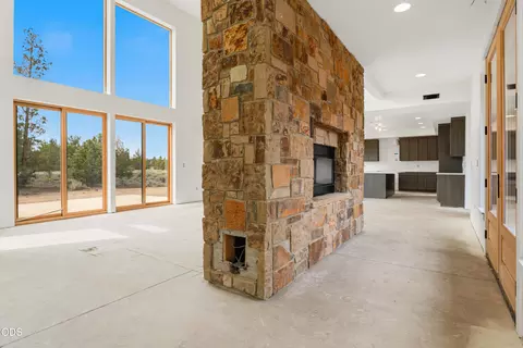 Living - 23020 Brushline Ct, Bend, OR 97701 photo 4 of 5
