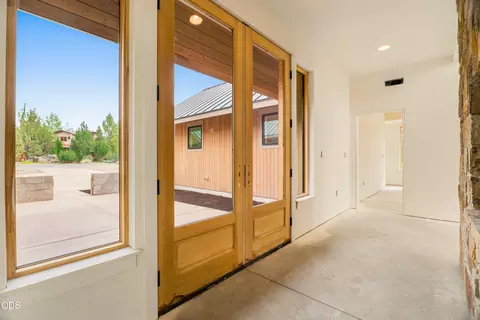 Entry Way - 23020 Brushline Ct, Bend, OR 97701 photo 1 of 11