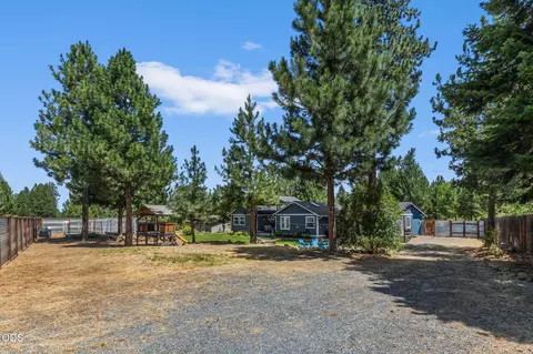 Exterior - 60733 Bristol Way, Bend, OR 97702 photo 16 of 16
