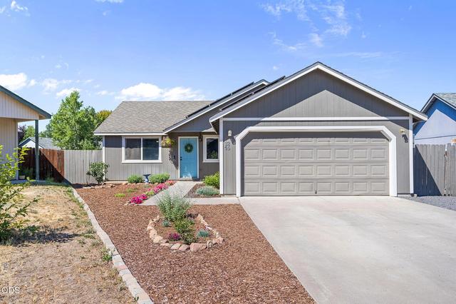 1215 SW 32nd Ct, Redmond, OR 97756