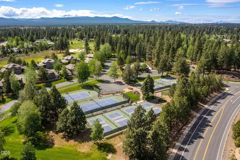 View/Area - 61899 Broken Top Dr, Bend, OR 97702 photo 14 of 16