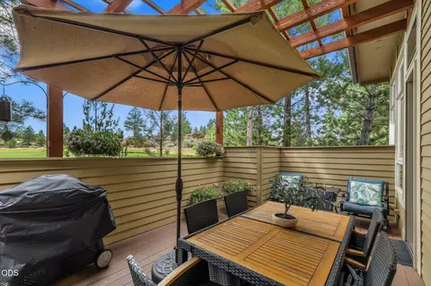 Exterior - 61899 Broken Top Dr, Bend, OR 97702 photo 5 of 9