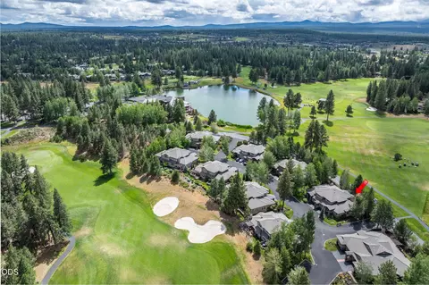 View/Area - 61899 Broken Top Dr, Bend, OR 97702 photo 5 of 16