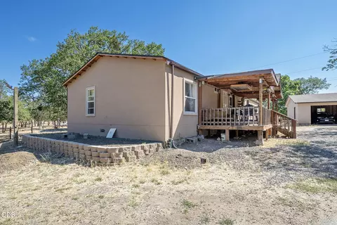 222 Crescent Dr, Eagle Point, OR 97524 photo 2