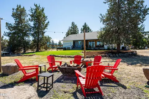 Exterior - 65180 78th St, Bend, OR 97703 photo 9 of 14