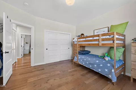Bedroom - 65180 78th St, Bend, OR 97703 photo 5 of 7