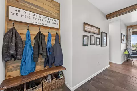 Entry Way - 65180 78th St, Bend, OR 97703 photo 1 of 1