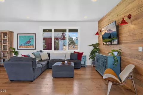 Living - 65180 78th St, Bend, OR 97703 photo 1 of 3