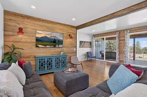 Living - 65180 78th St, Bend, OR 97703 photo 3 of 3