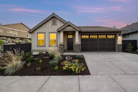 3041 NW Butte View Dr, Bend, OR 97703