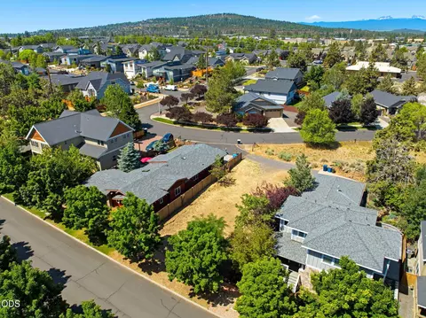 63213 Logan Ave, Bend, OR 97701 photo 3