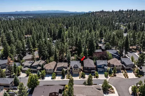View/Area - 1713 NW Precision Ln, Bend, OR 97703 photo 3 of 4