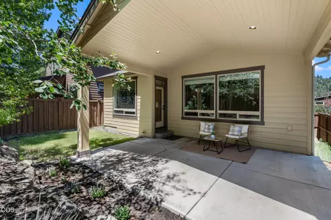 Exterior - 1713 NW Precision Ln, Bend, OR 97703 photo 2 of 4