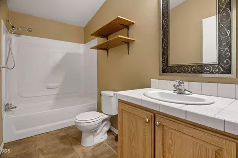 148740 Ahern Dr, La Pine, OR 97739 photo 16