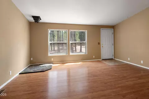 148740 Ahern Dr, La Pine, OR 97739 photo 4