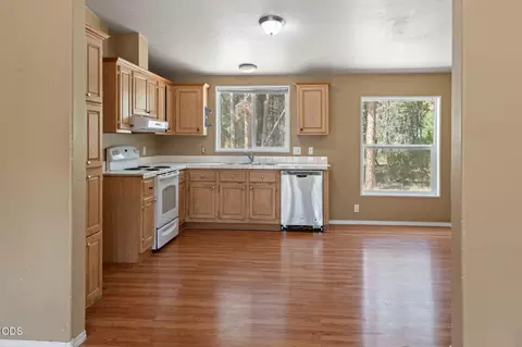 148740 Ahern Dr, La Pine, OR 97739 photo 6