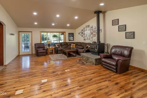Other - 15533 Emerald Dr, La Pine, OR 97739 photo 13 of 22
