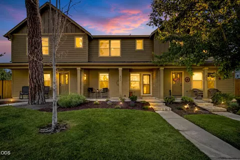 820 N Hindeman St, Sisters, OR 97759
