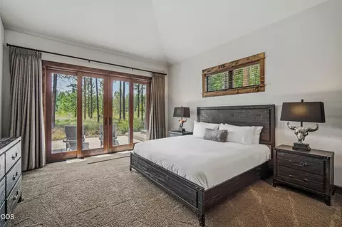 Bedroom - 56240 Trailmere Cir, Bend, OR 97707 photo 1 of 16