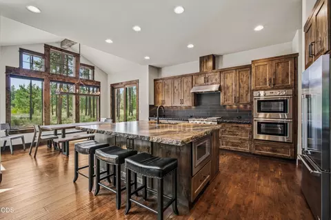 Kitchen - 56240 Trailmere Cir, Bend, OR 97707 photo 1 of 9