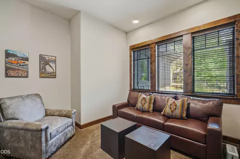 Living - 56240 Trailmere Cir, Bend, OR 97707 photo 5 of 5