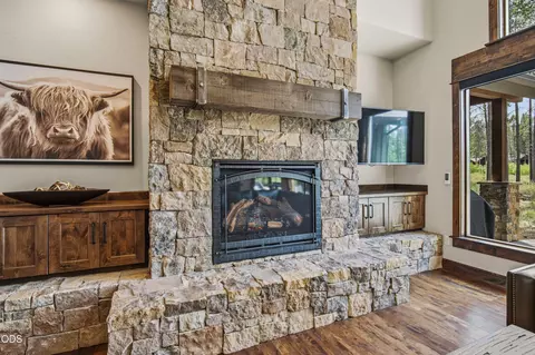Other - 56240 Trailmere Cir, Bend, OR 97707 photo 2 of 15