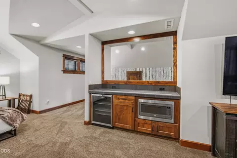 Other - 56240 Trailmere Cir, Bend, OR 97707 photo 6 of 15