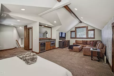 Bedroom - 56240 Trailmere Cir, Bend, OR 97707 photo 12 of 16