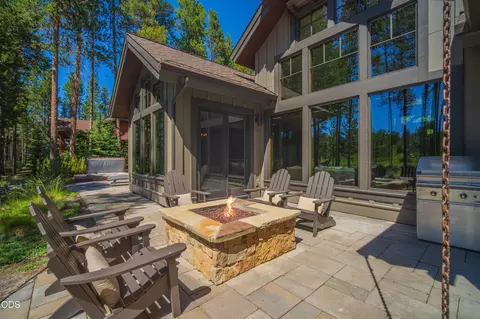 Other - 56240 Trailmere Cir, Bend, OR 97707 photo 11 of 15